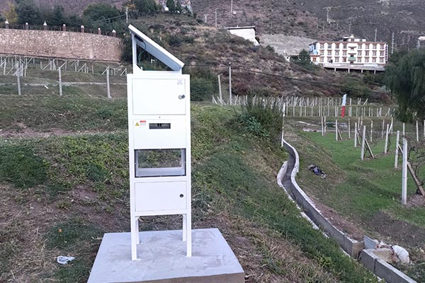 美國白蛾性誘監(jiān)測設(shè)備圖片2